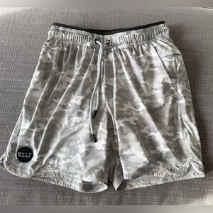 Bylt men’s Training Shorts size medium drawstring good condition